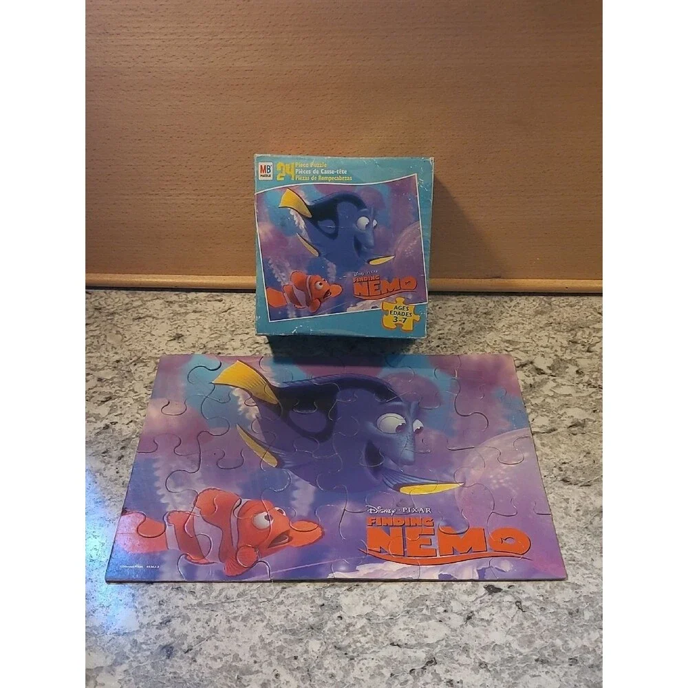 Vintage 2003 Milton Bradley 24Pc Puzzle Disney Finding Nemo Dory 🐟 Hasbro